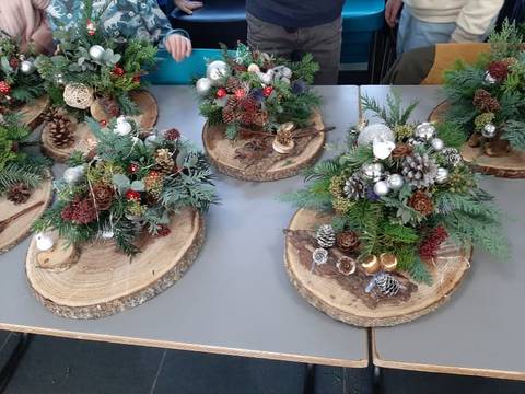 Foto 18 van 20 uit het album Kerstbloemschikken voor kinderen (2022)
