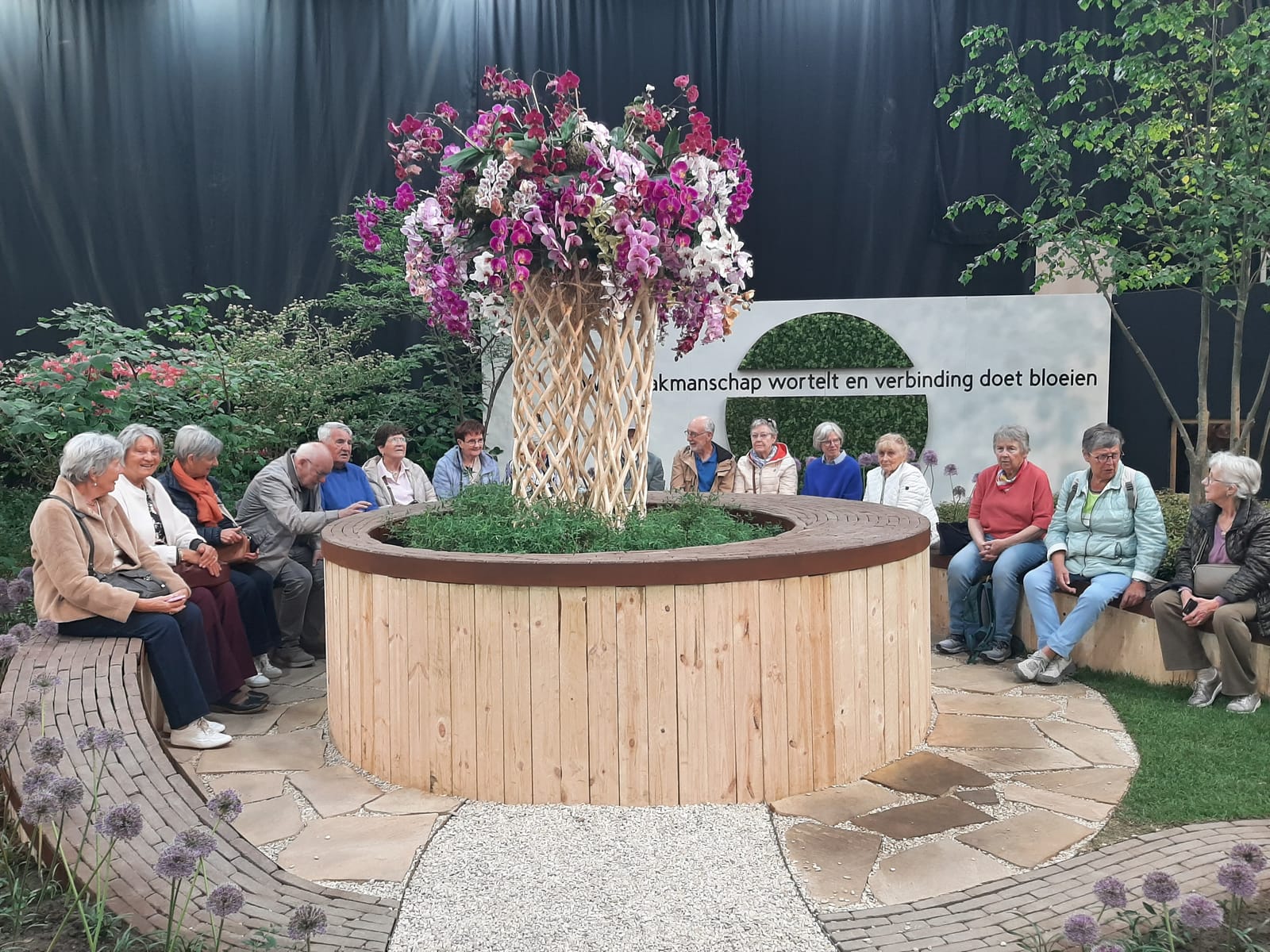 Sfeerbeeld 2 van 3 bij "Met 54 leden naar de Gentse Floraliën"